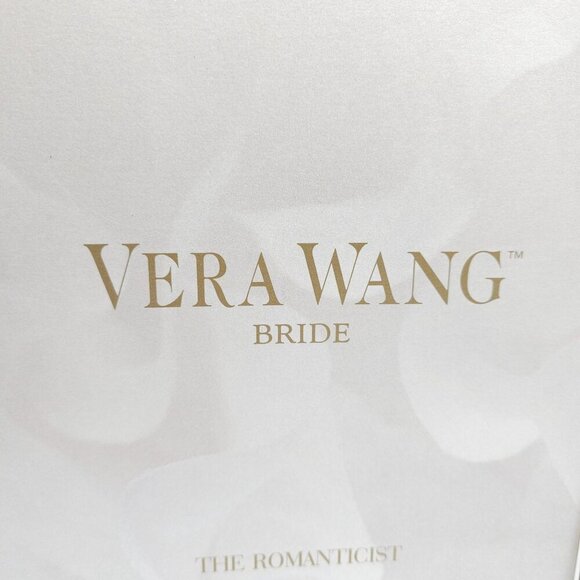 Vera Wang Bride Barbie Doll The Romanticist Gold Label Limited Edition L9652 - Picture 3 of 11